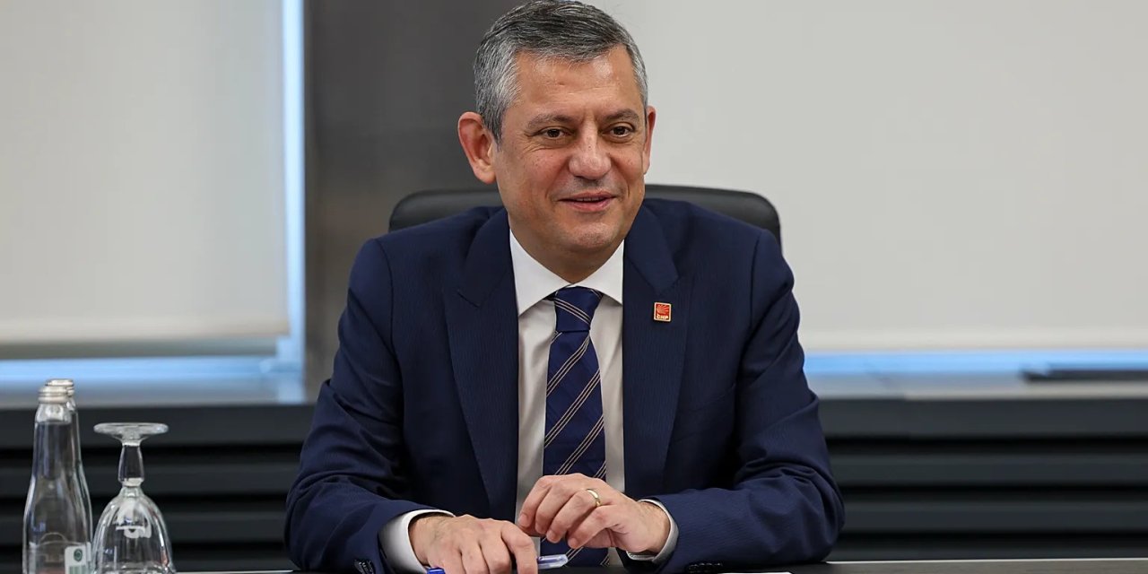 Özgür Özel'den Yeni Parti Açıklaması