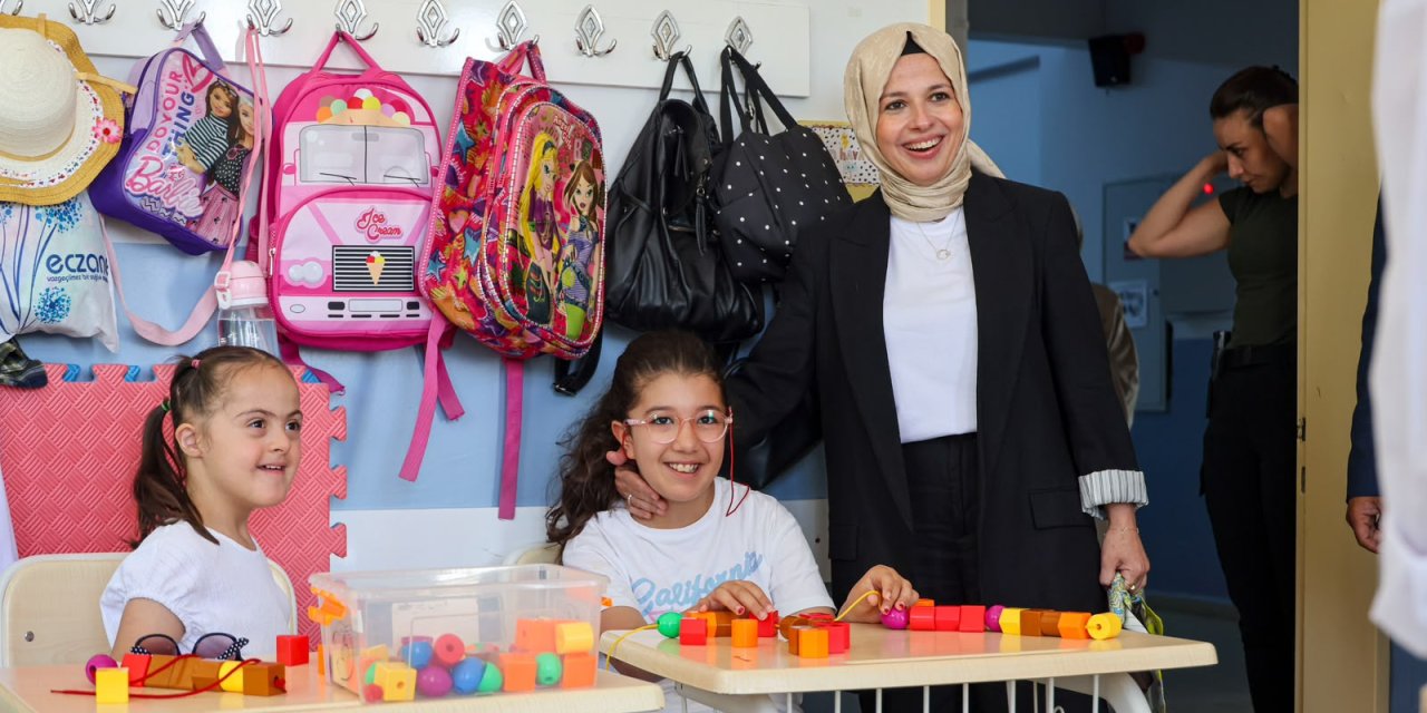 Zeynep Sözer, Özel Öğrencilerle Bir Araya Geldi