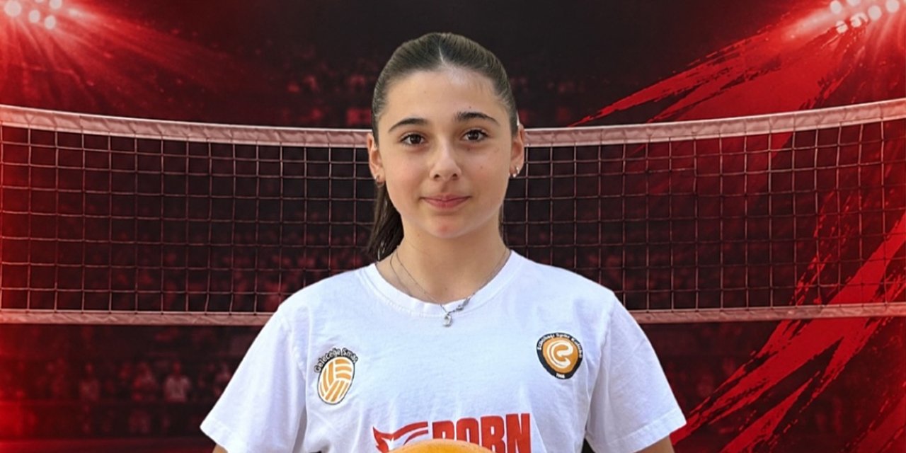 Bilecikli Voleybolcu Eczacıbaşı'na Transfer Oldu