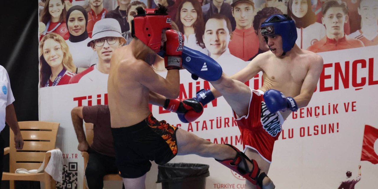 İller Arası Kick Boks Şampiyonası Başladı!