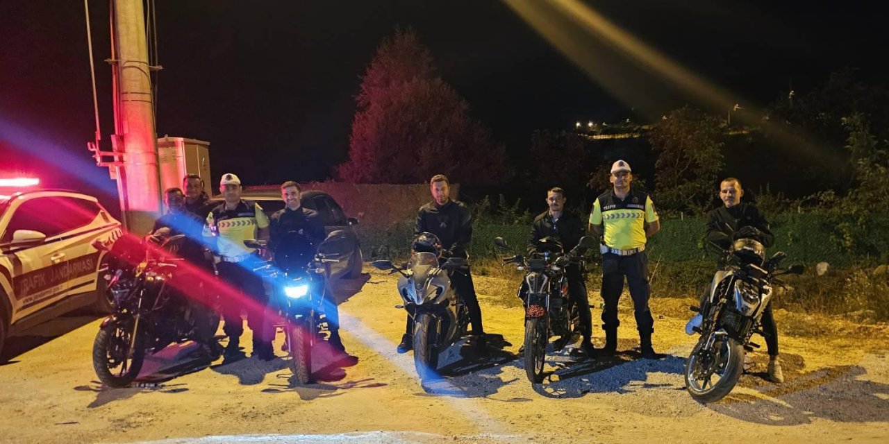Motosiklet Sürücüleri Bilgilendirildi