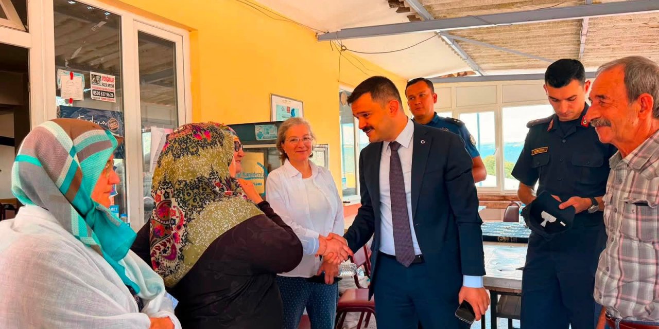 Kaymakam Titiz, Vatandaşlarla Bir Araya Geldi