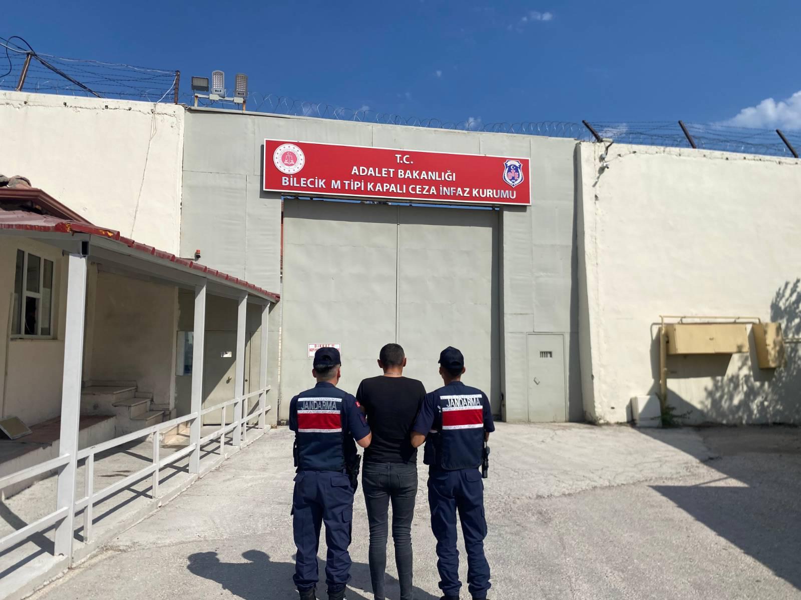 Dolandırıcılık suçundan aranan şahıs JASAT’tan kaçamadı