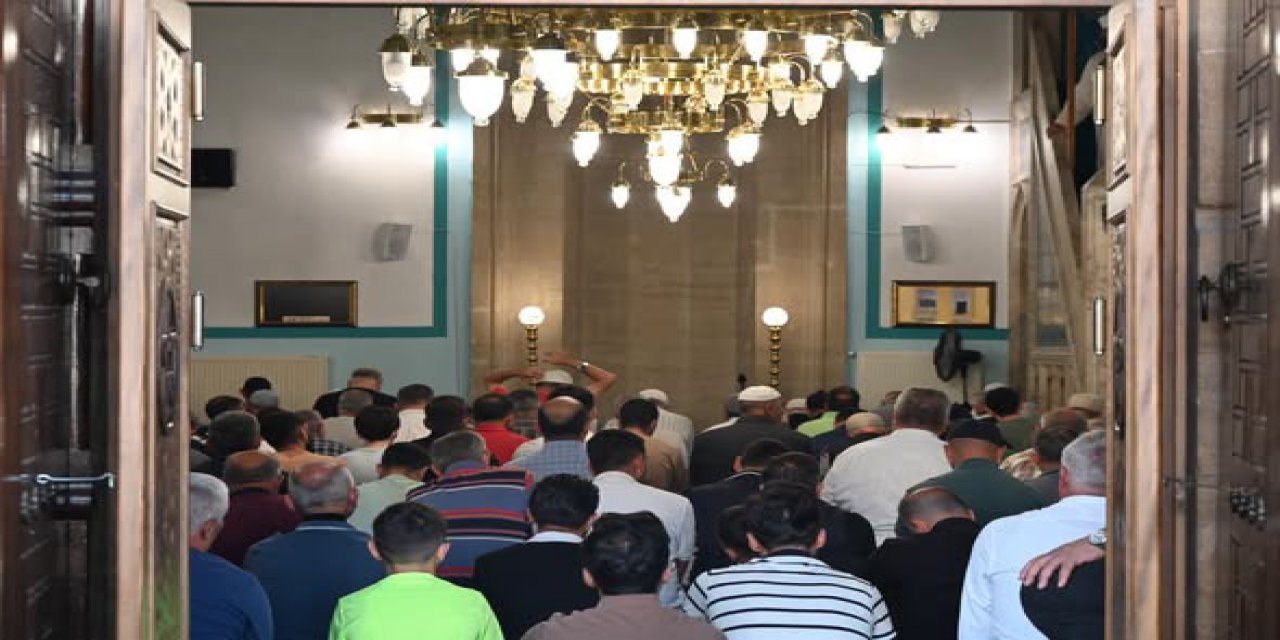 Bozüyük’te Şehitlerimiz İçin Mevlit Okutuldu