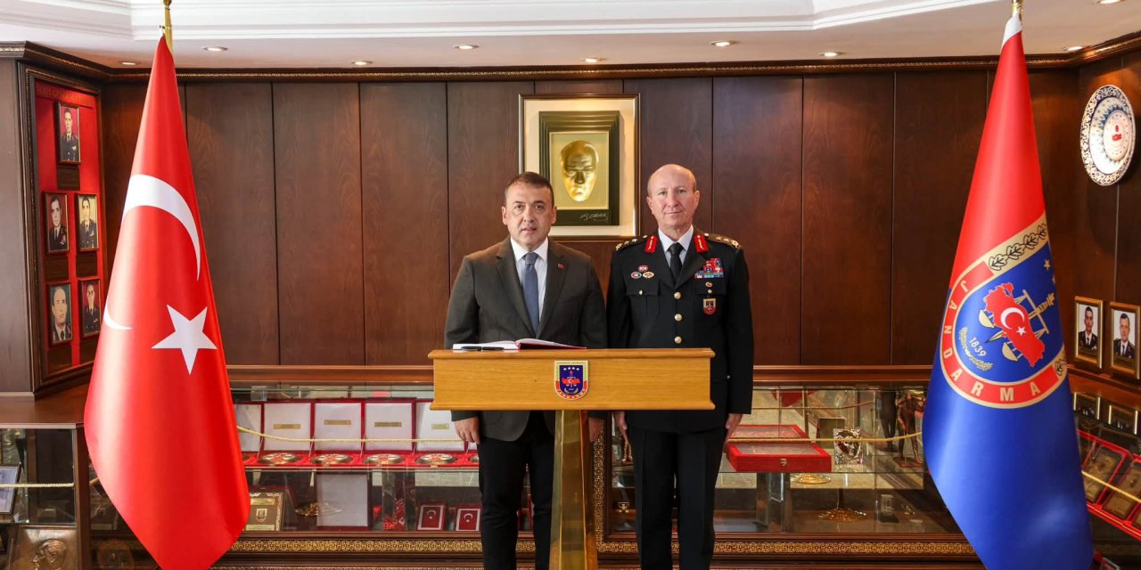 Vali Sözer'den Tümgeneral İlbey'e Ziyaret