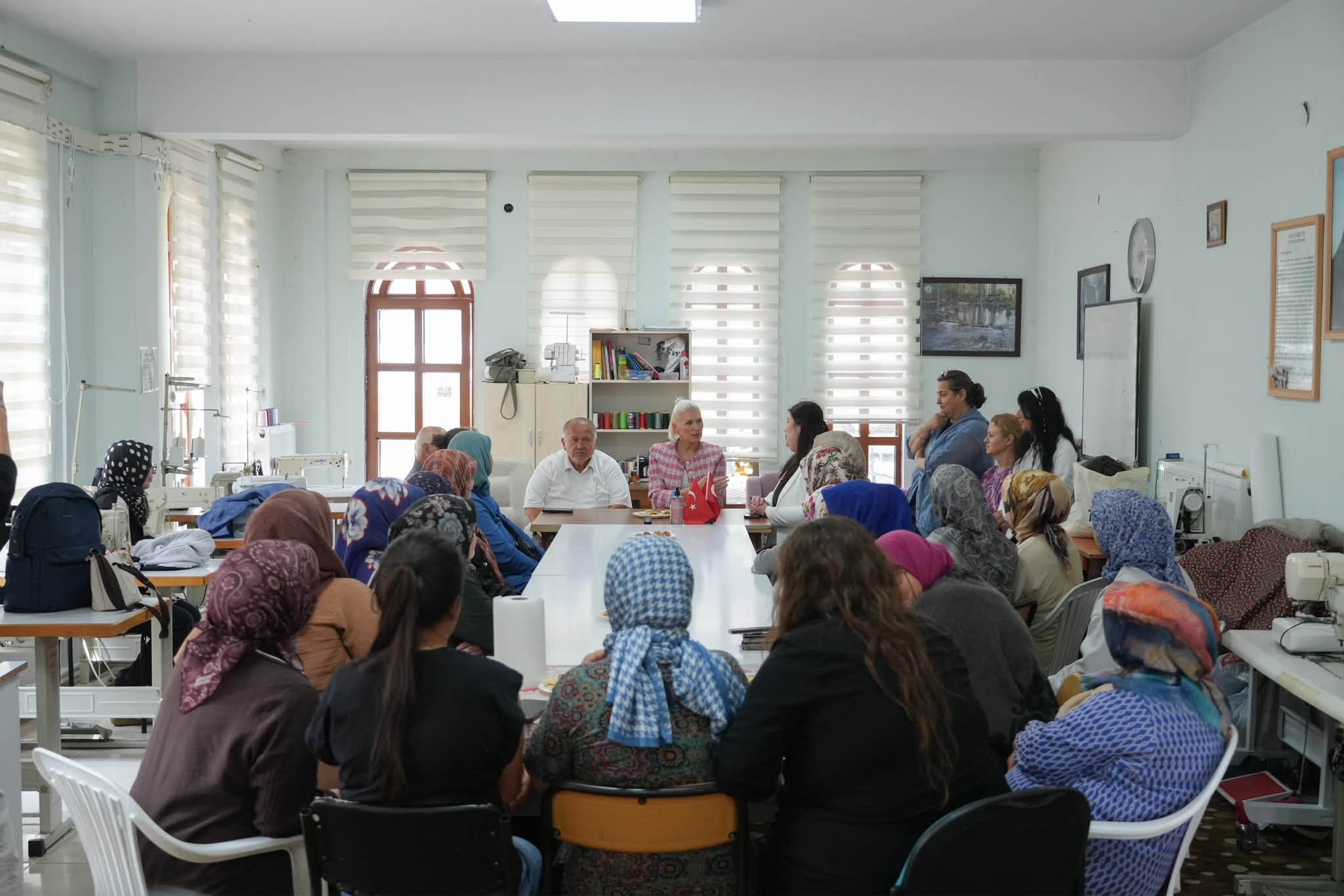 Başkan Subaşı'ndan dikiş kursuna ziyaret