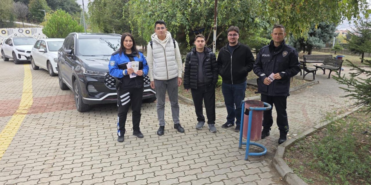 Bozüyük MYO'da Öğrencilere Dolandırıcılık Uyarısı
