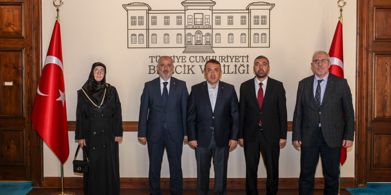 Din Görevlilerinden Vali Sözer'e Ziyaret