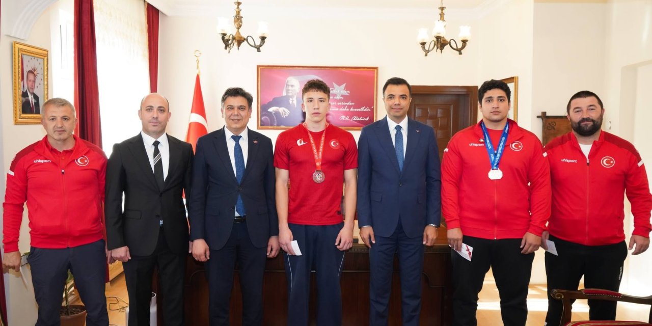 Kaymakam Yayabaşı, Başarılı Sporcuları Tebrik Etti