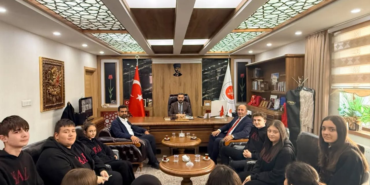 Öğrencilerden Müftü Arpacı'ya Ziyaret