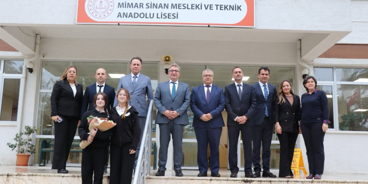 Kaymakam Helvacı Öğrencilerle Buluştu