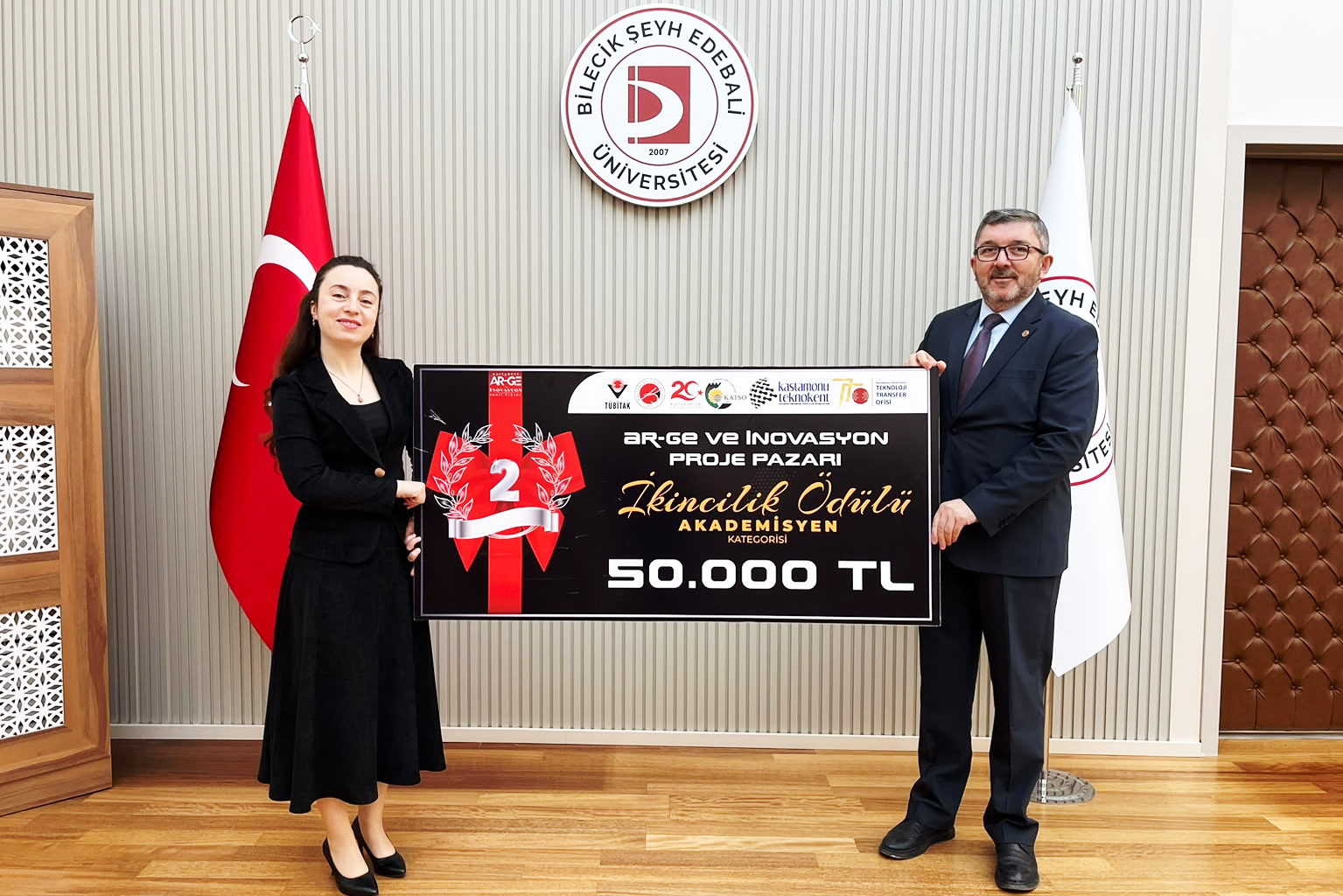 BŞEÜ akademisyenine 2'ncilik ödülü