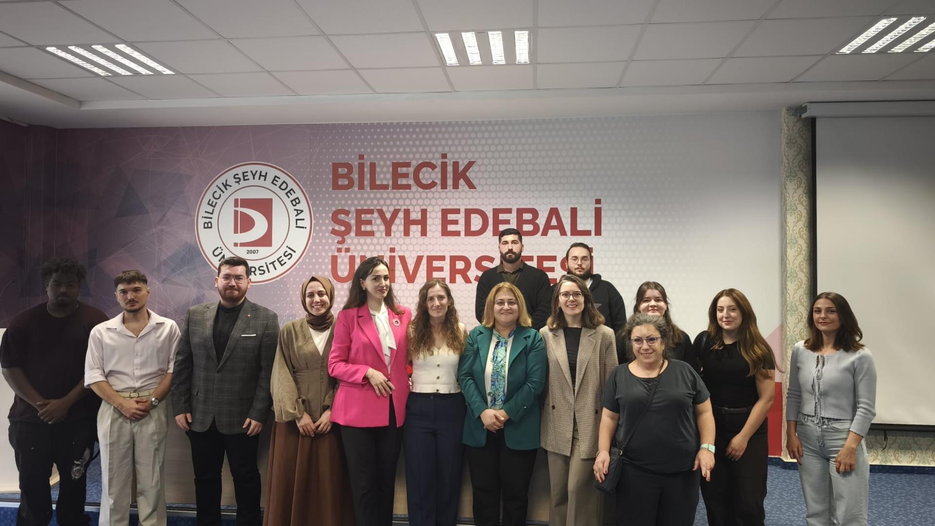 BŞEÜ'de eleştirel bakış açısıyla "Feminizm" ele alındı