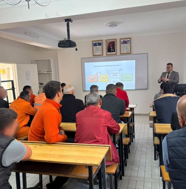 Hükümlülere Denetimli Serbestlik Bilgilendirmesi