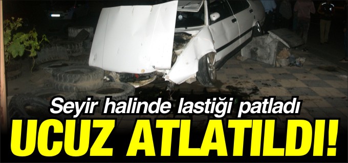 LASTİĞİ PATLAYAN ARAÇ YOLDAN ÇIKTI