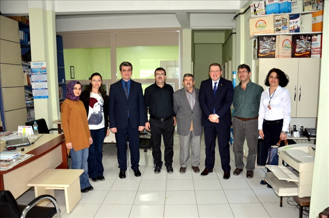 BAŞKAN UZUN´DAN KADINLAR GÜNÜ JESTİ