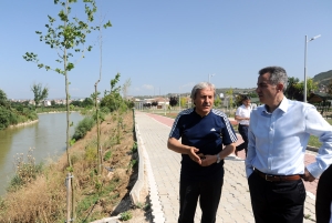 VALİ ELBAN DUR DURAK BİLMİYOR