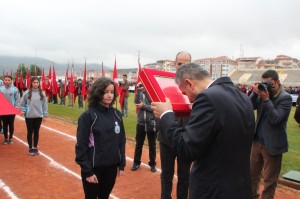 29 EKİM COŞKUYLA KUTLANDI