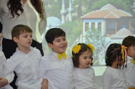 MİNİKLERDEN MUHTEŞEM GÖSTERİ