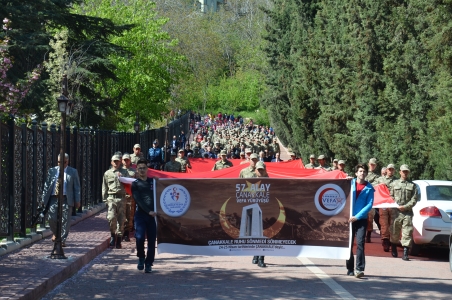 GENÇLİK ŞÜHEDANIN İZİNDE!