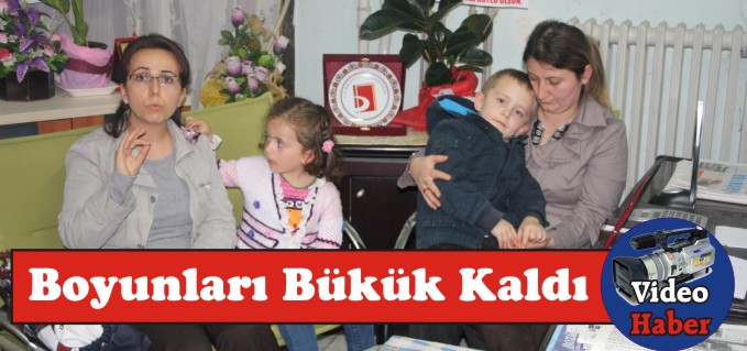 BOYUNLARI BÜKÜK KALDI