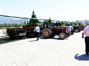 OSMANELİ'NDE KARPUZ SEZONU AÇILDI