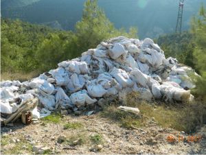 KAÇAK ATIK DÖKENLER YAKALANDI