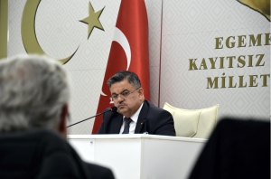 BAŞKAN YAĞCI'DAN MÜDÜRLERE FIRÇA