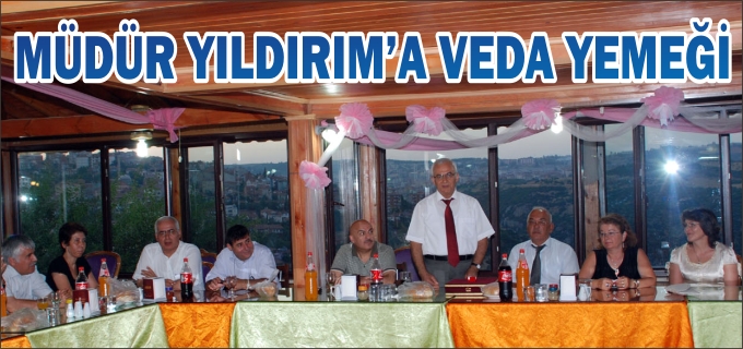 BİLECİK VALİLİĞİ YAZI İŞLERİ MÜDÜRÜ YILDIRIM’A VEDA YEMEĞİ