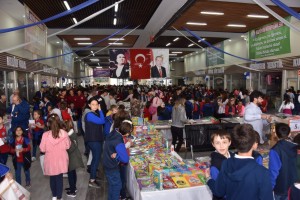 BOZÜYÜK KİTAP GÜNLERİ BAŞLADI