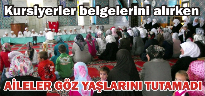 PAZARYERİ İLÇE MÜFTÜLÜĞÜ YAZ KUR’AN KURSUNA KATILAN ÖĞRENCİLERE BELGELERİNİ VERDİ