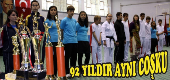92 YILDIR AYNI COŞKU