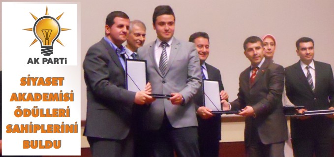 SİYASET AKADEMİSİ ÖDÜLLERİ SAHİPLERİNİ BULDU