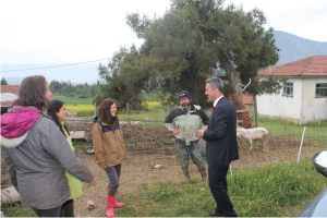 NİŞANTAŞI KIZI ZOBRAN'DA HAYVANCILIK YAPIYOR