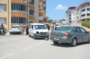 YAŞLI ADAM CAMİYE GİDERKEN KAZA YAPTI