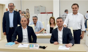 İYİ PARTİ KENDİ GRUBUNU KURDU