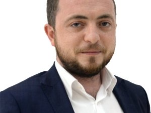 'NAMUSUNUZA SAHİP ÇIKIN!'