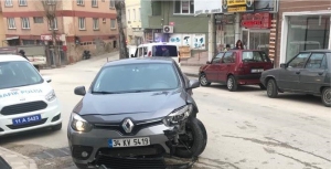 DEDEOĞLU CADDESİ'NDE KAZA