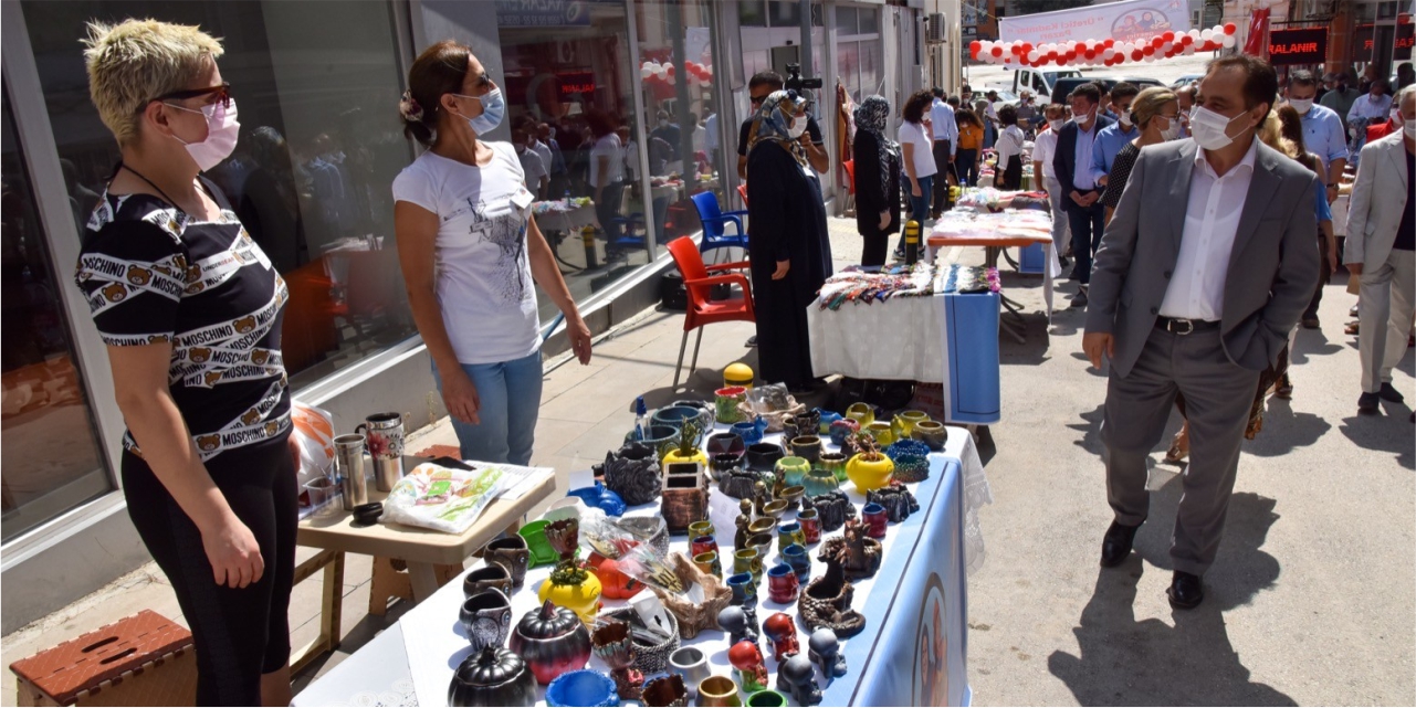 Üretici kadınlar pazarı açıldı