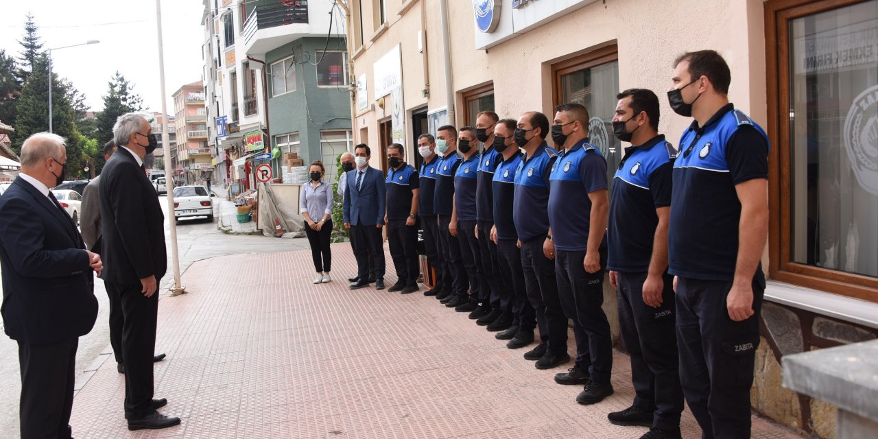 Bozüyük Belediye Başkanı Bakkalcıoğlu zabıta ekiplerini ziyaret etti