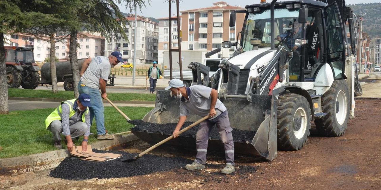 Bozüyük’te altyapı çalışmaları tüm hızıyla devam ediyor