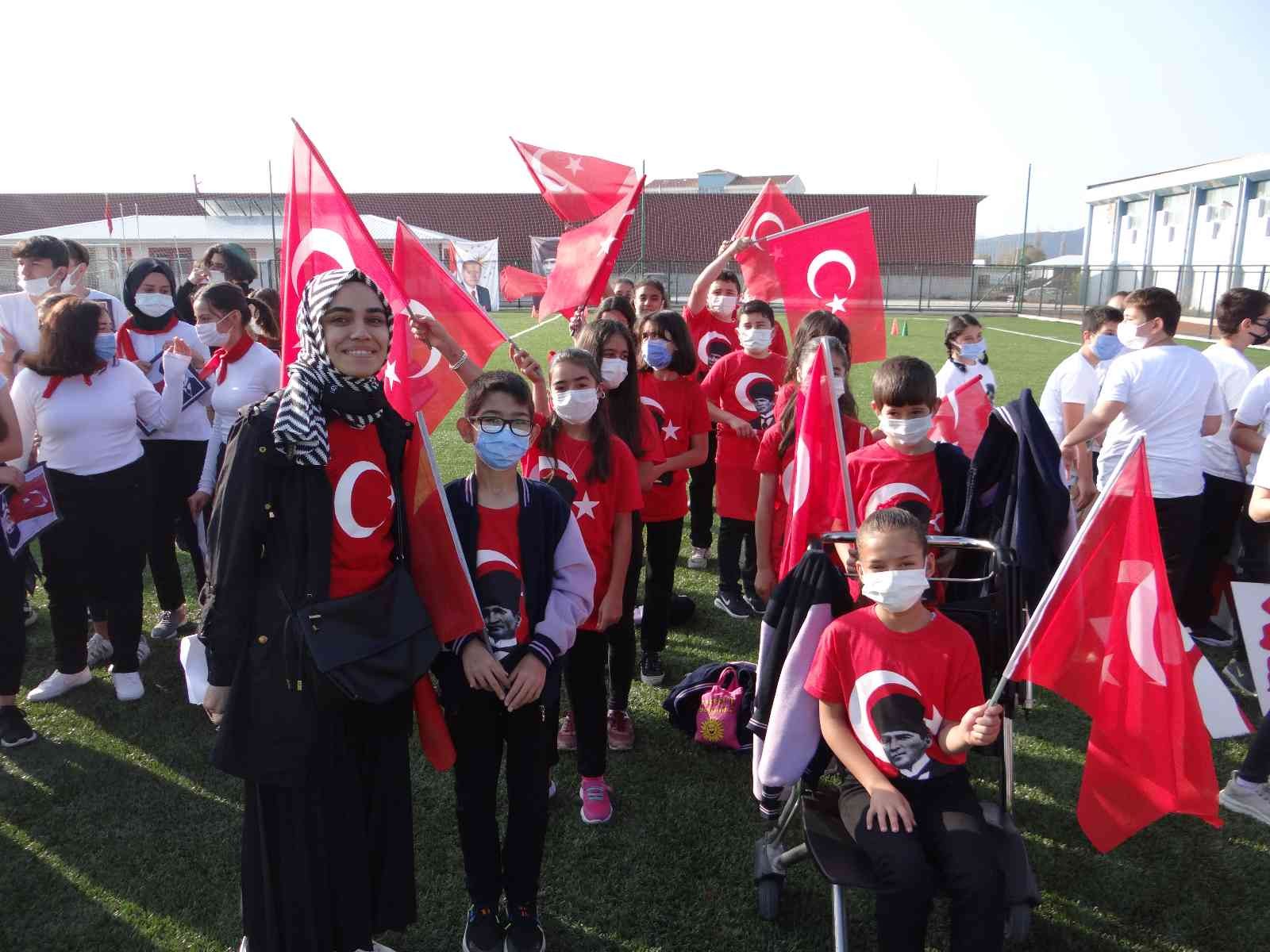 Gölpazarı’nda 29 Ekim Cumhuriyet Bayramı coşkuyla kutlandı