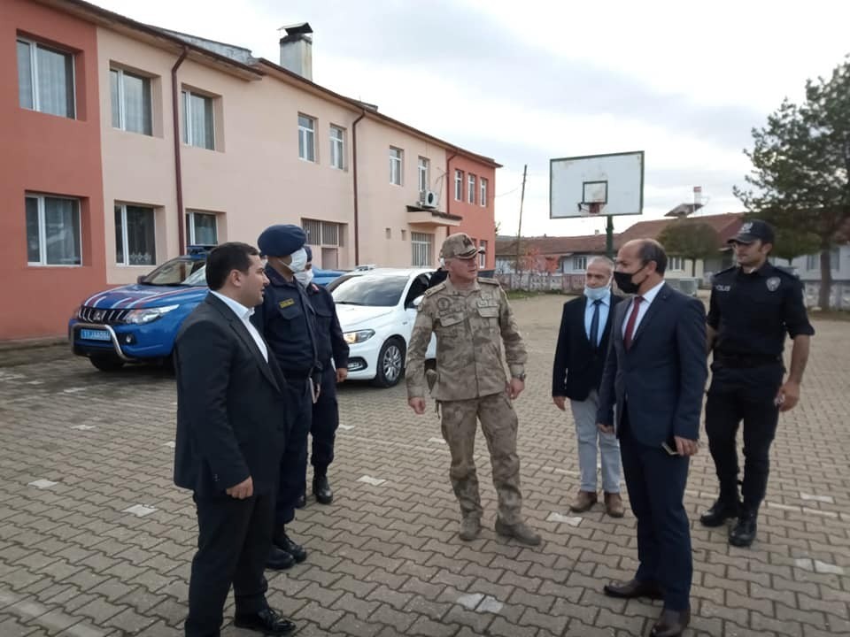 Tugay Komutanlığından eğitime destek