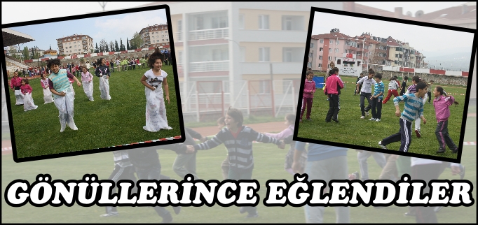 GÖNÜLLERİNCE EĞLENDİLER