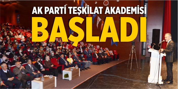 AK Parti Teşkilat Akademisi başladı