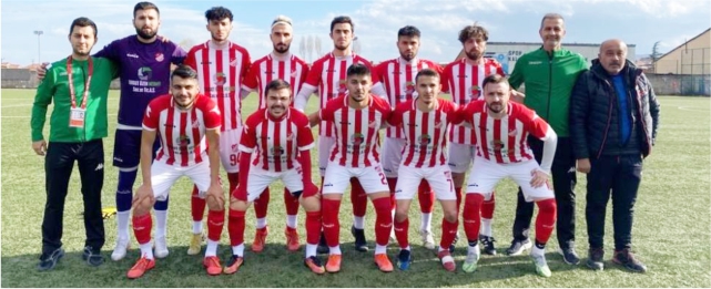 Bilecikspor ilk yarıyı lider tamamladı