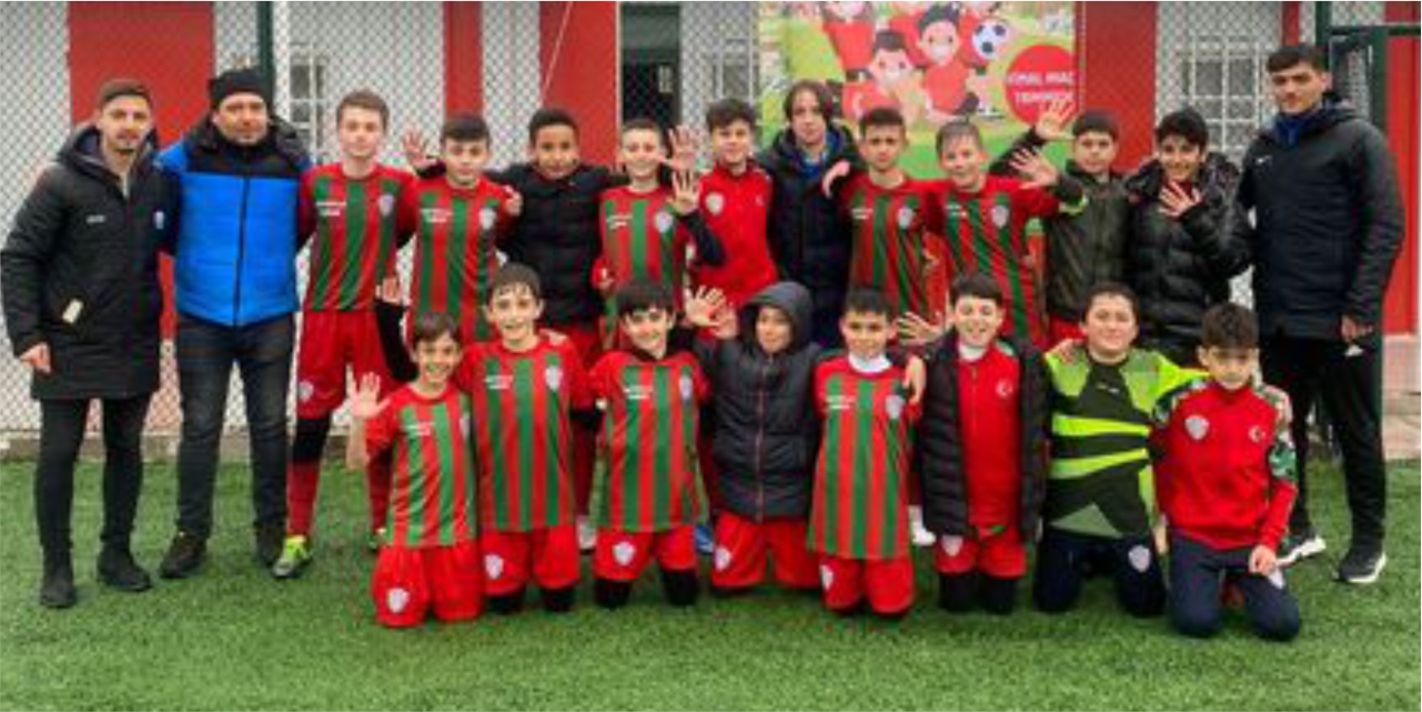 Şampiyon 1308 Osmaneli Belediyespor