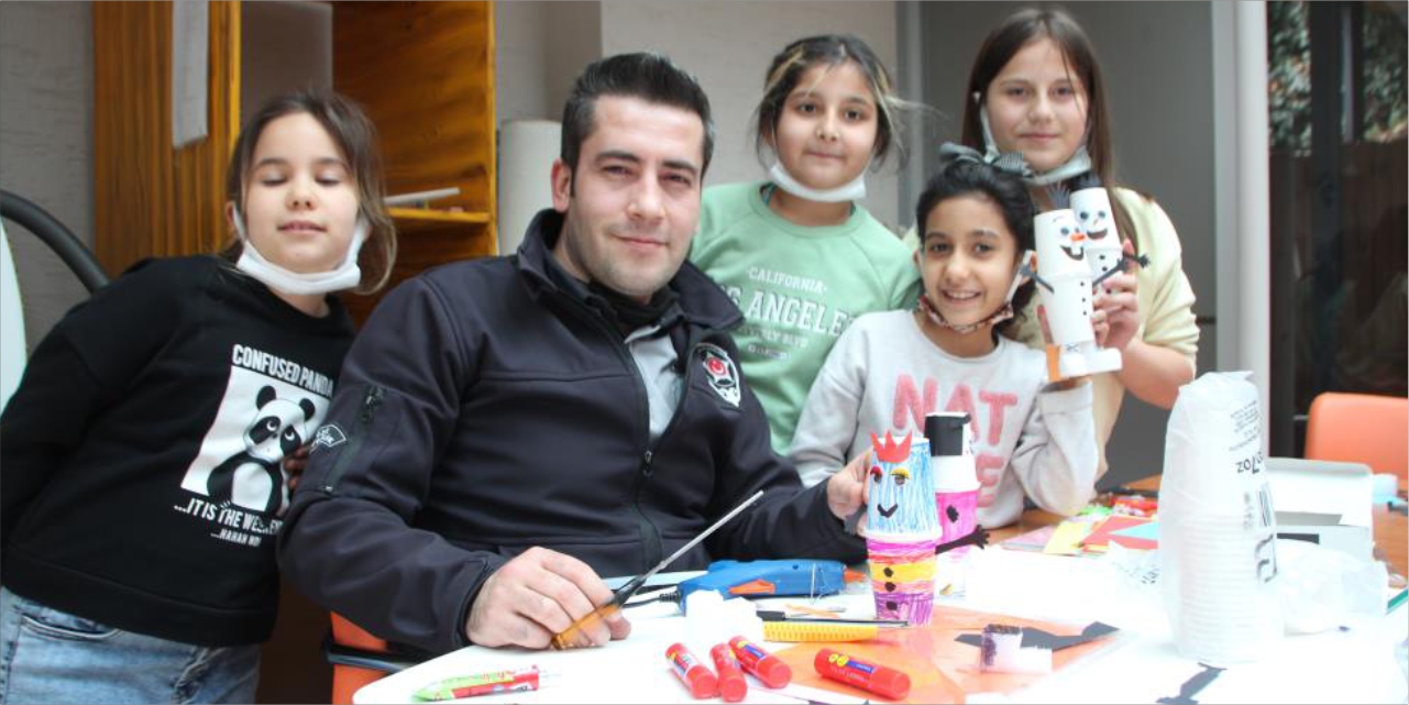 Çocuklar, ’Geri Dönüşüm Atölyesi’nde birbirinden güzel çalışmalara imza atıyor