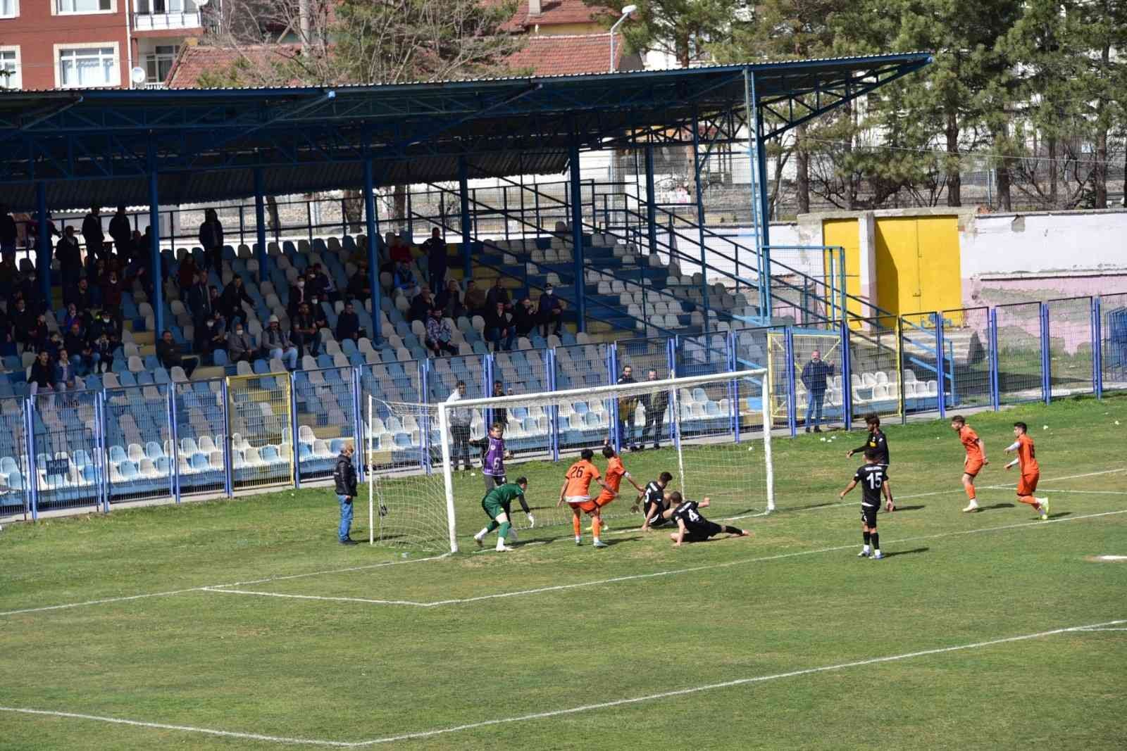 Vitraspor evinde mağlup oldu