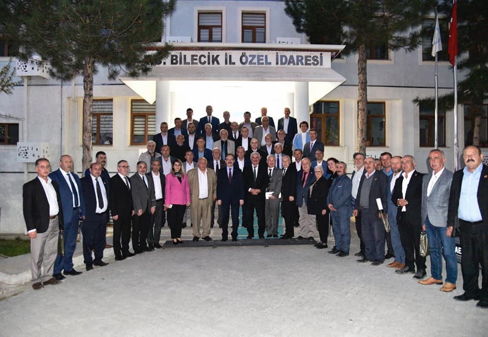 Vali Kızılkaya muhtarlar ile iftarda buluştu